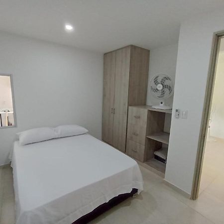 Apartamento Nuevo A Una Cuadra Del Rodadero Gaira エクステリア 写真